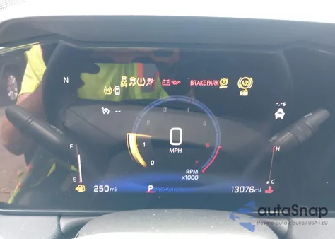 2025 Chevrolet Trailblazer Rs из США, поврежденный, VIN KL79MTSL2SB016113